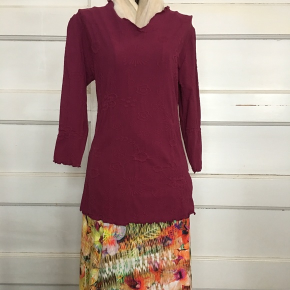 HAYSTACKS MAGENTO ZINIA BRAZILIAN 3/4 SLEEVES TOP - Picture 1 of 8